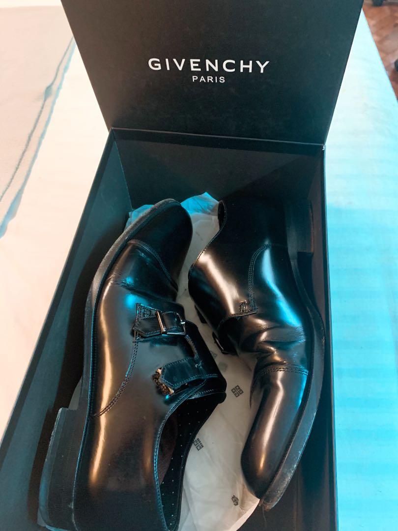Givenchy Studio Homme lace-up Shoes - Farfetch | Mens casual shoes, Shoes, Dress  shoes men