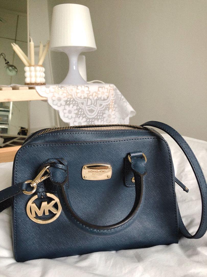 AUTHENTIC] Michael Kors bowling bag, Women's Fashion, Bags & Wallets,  Purses & Pouches on Carousell