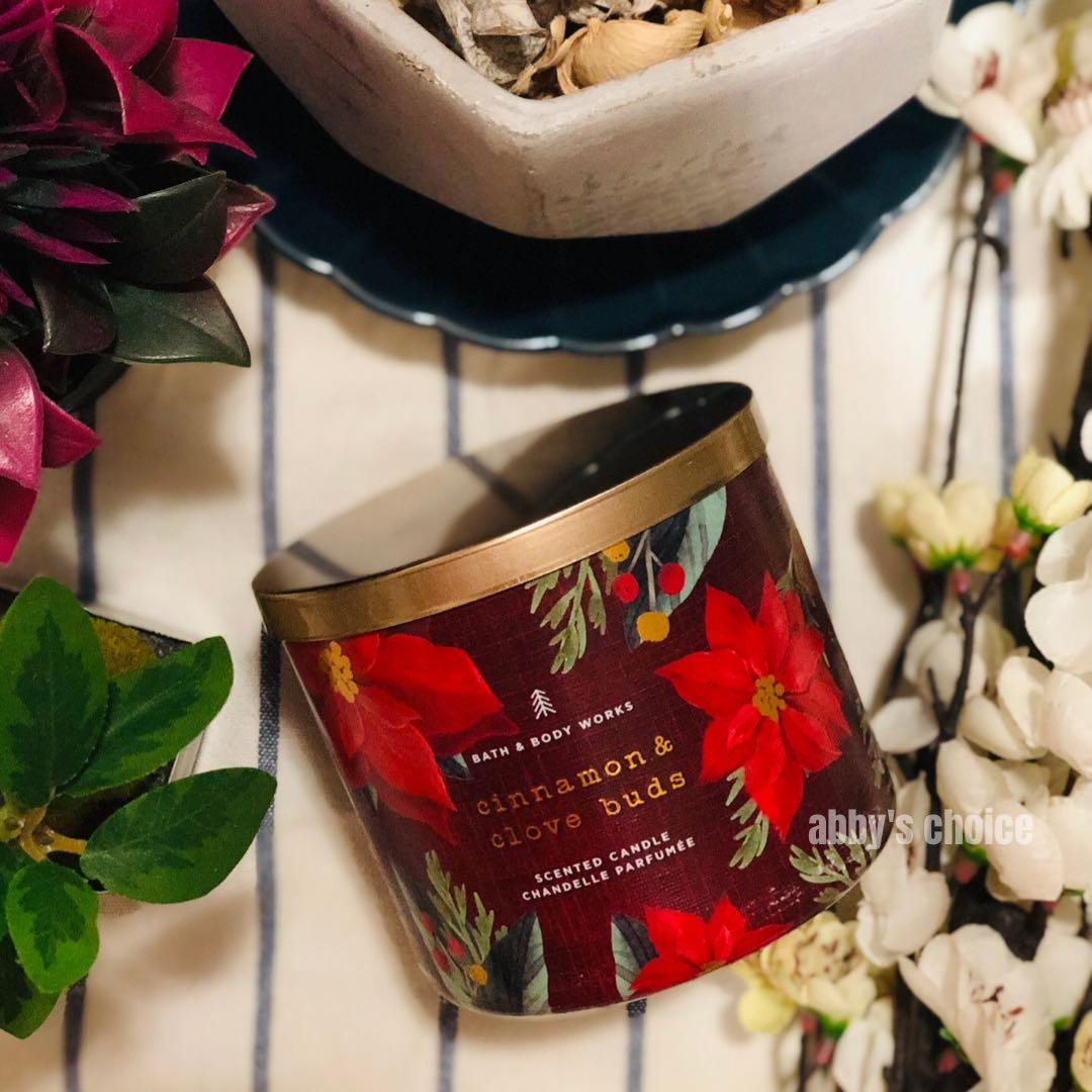 Bath & Body Works Bbw 3 Wick Candle (Category: Bath) located in Mandaluyong City. Submitted by esscenthaus (Listing ID 1071497132, Image 3). Description: .