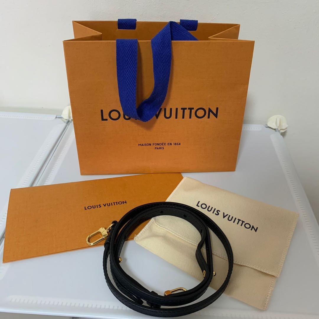 udtrykkeligt Berygtet skille sig ud BN Authentic Louis Vuitton Strap, Luxury, Bags & Wallets on Carousell