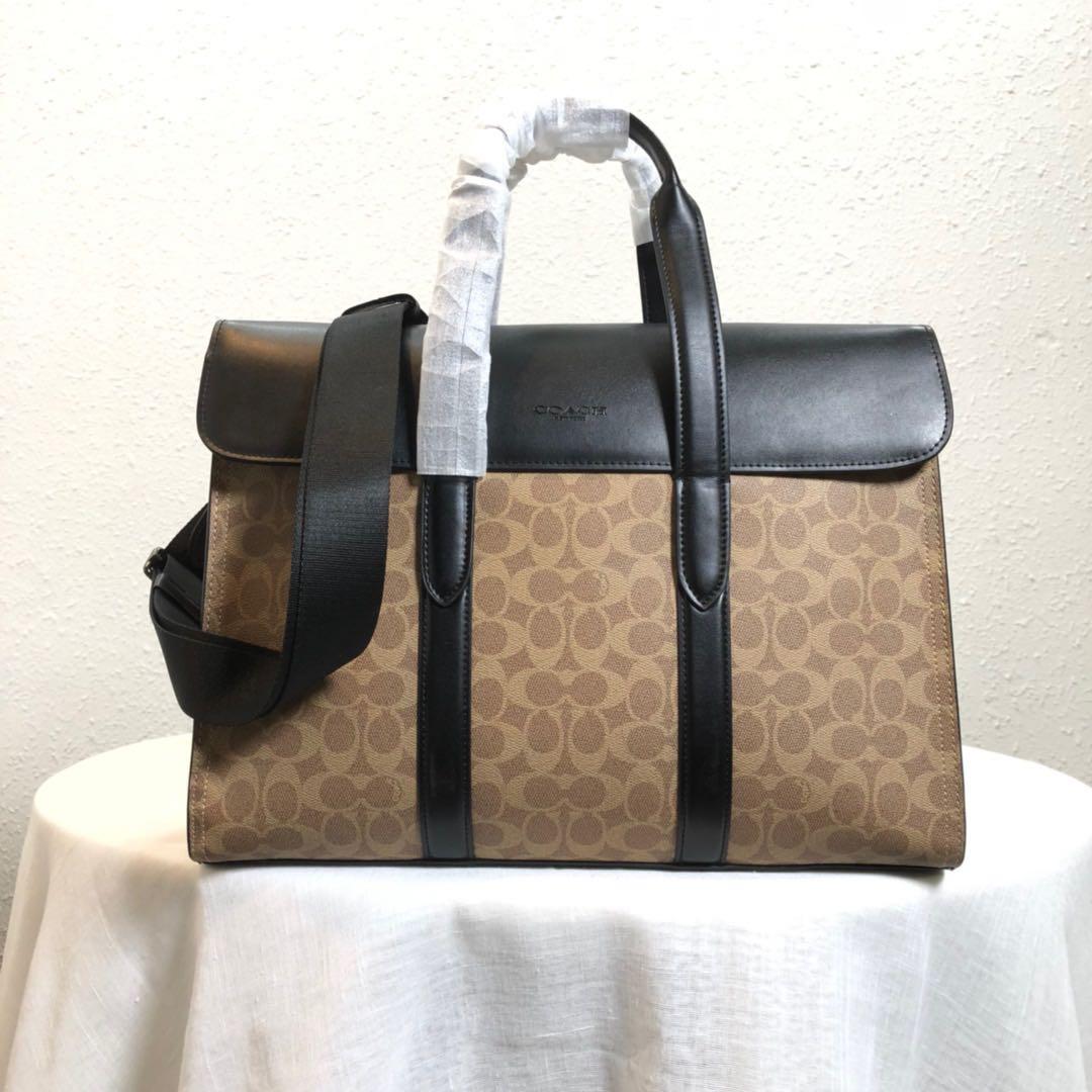 Metropolitan portfolio in signature canvas top