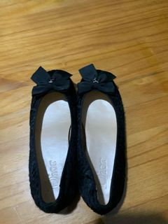 (Category: ) located in . Submitted by maomao81 (Listing ID 1071491822, Image 1). Description: .