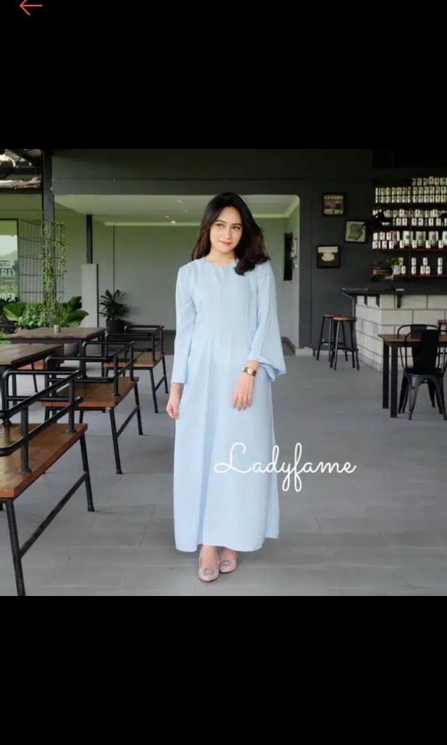 Dress maxi biru muda, Fesyen Wanita 