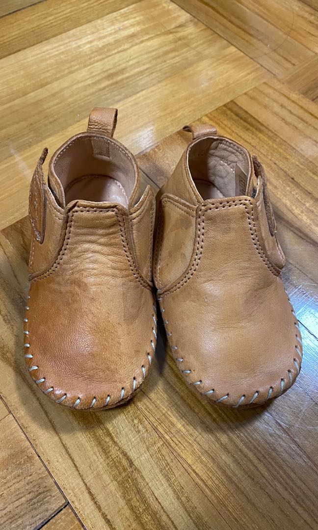 EZPZ EASY PEASY slip on shoes Carousell