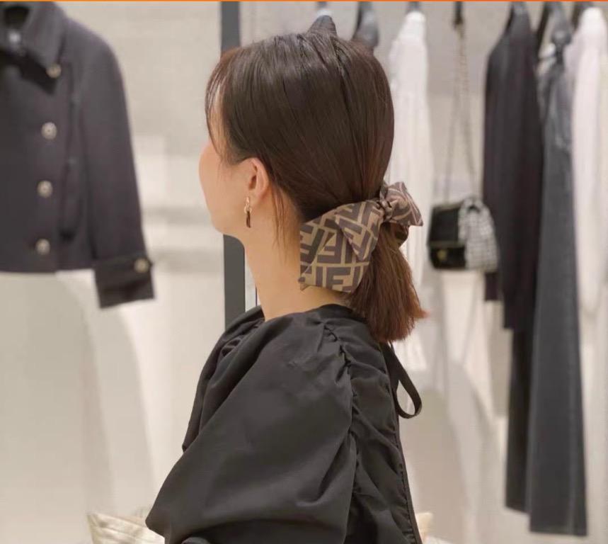 FENDI hair clip Carousell