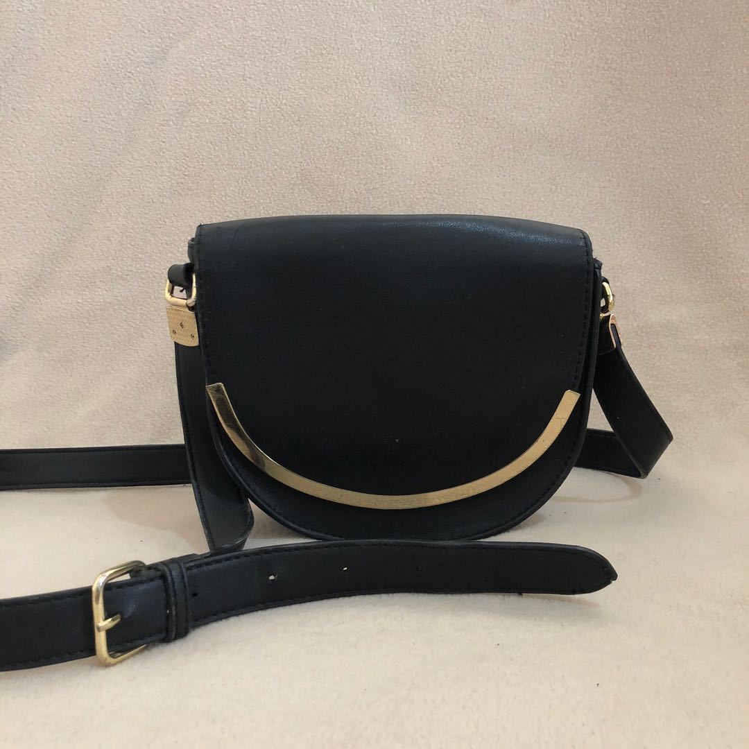 Forever 21 Black Sling Bag