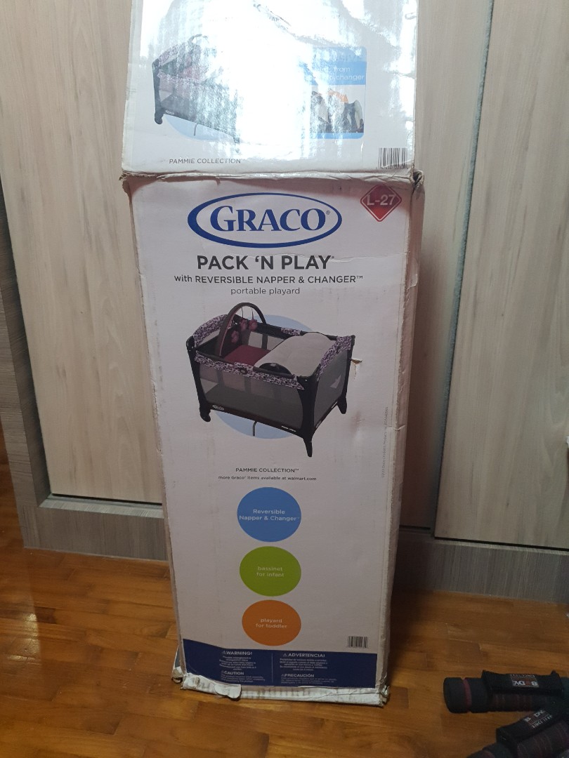 Graco playpen, Babies & Kids, Baby Nursery & Kids Furniture, Cots ...