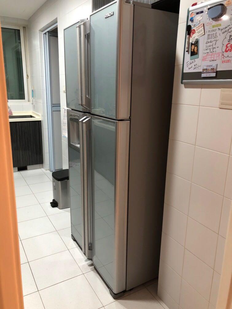 Hitachi 2 door fridge, TV & Home Appliances, Kitchen Appliances