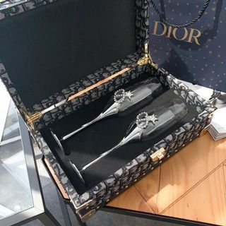 （分類：）位於 。 由 laaaaaaaaaws 提交（商品編號 1071324412，圖片 1）。簡介： 。
