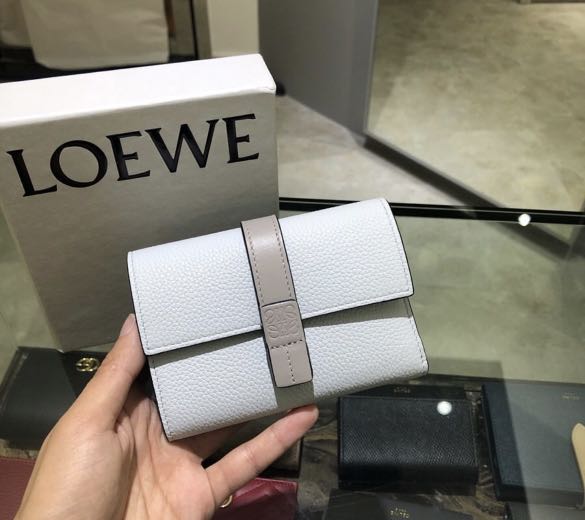 loewe small vertical wallet