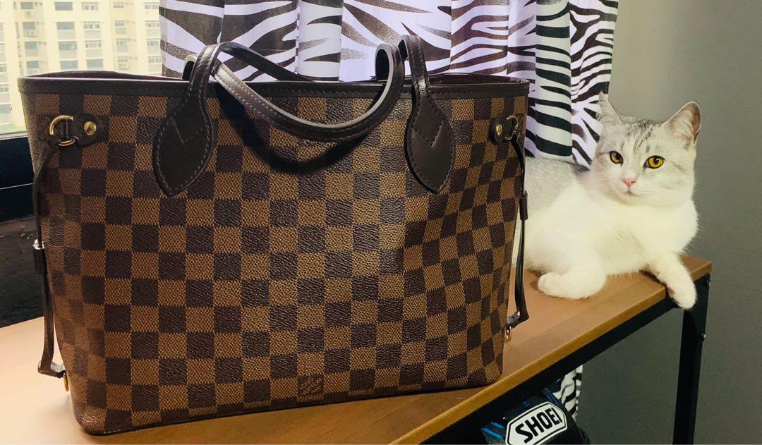 Louis Vuitton Tote Review  In Pursuit Of The Neverfull - Cat's