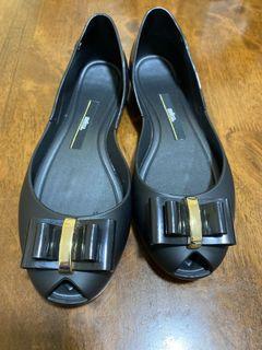 Melissa Queen V - BLACK US7