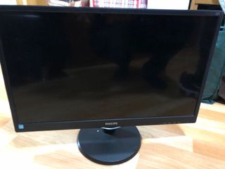 （分類：）位於 。 由 alonchoi 提交（商品編號 1071413286，圖片 1）。簡介： 。