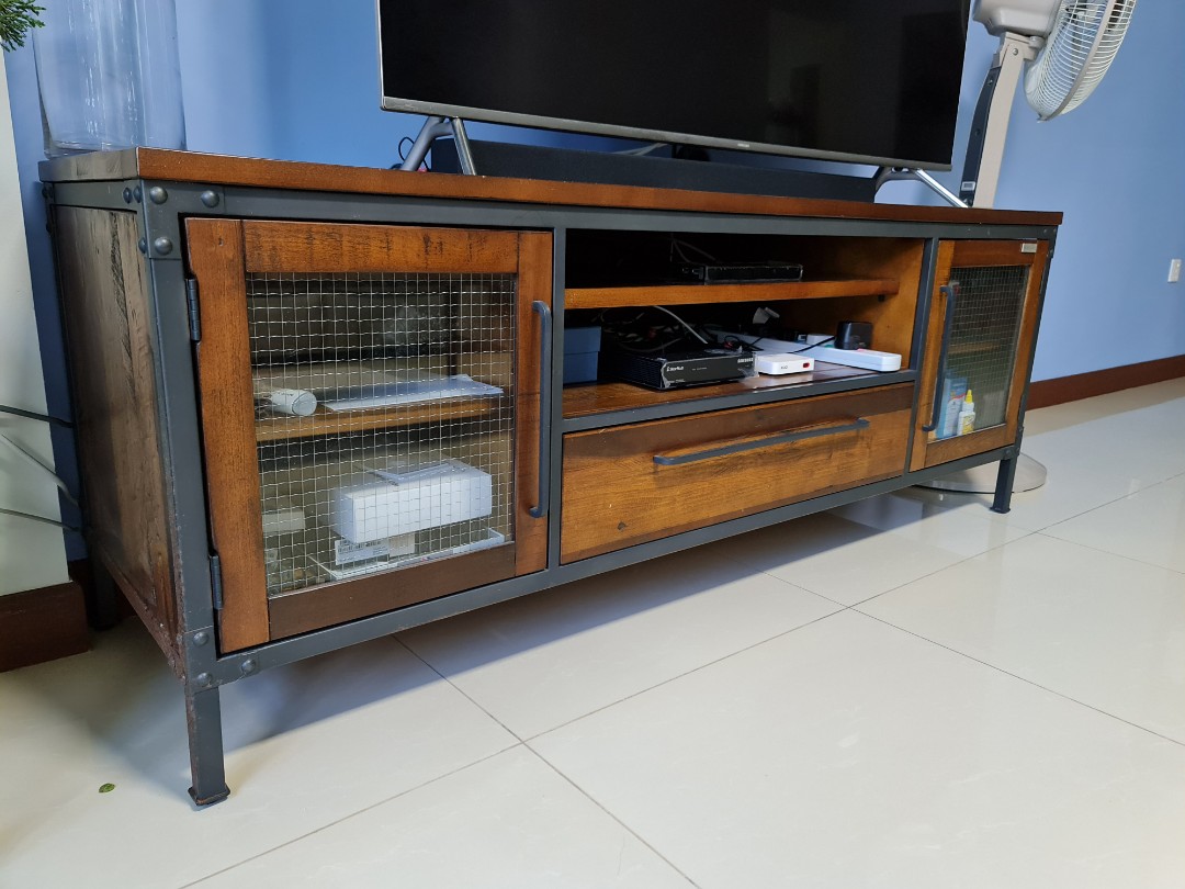 Picket & Rail TV Console Vintage look, Furniture & Home Living