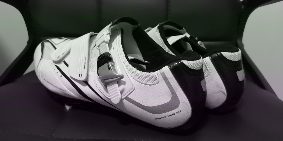 Shimano ro88 hot sale cycling shoes