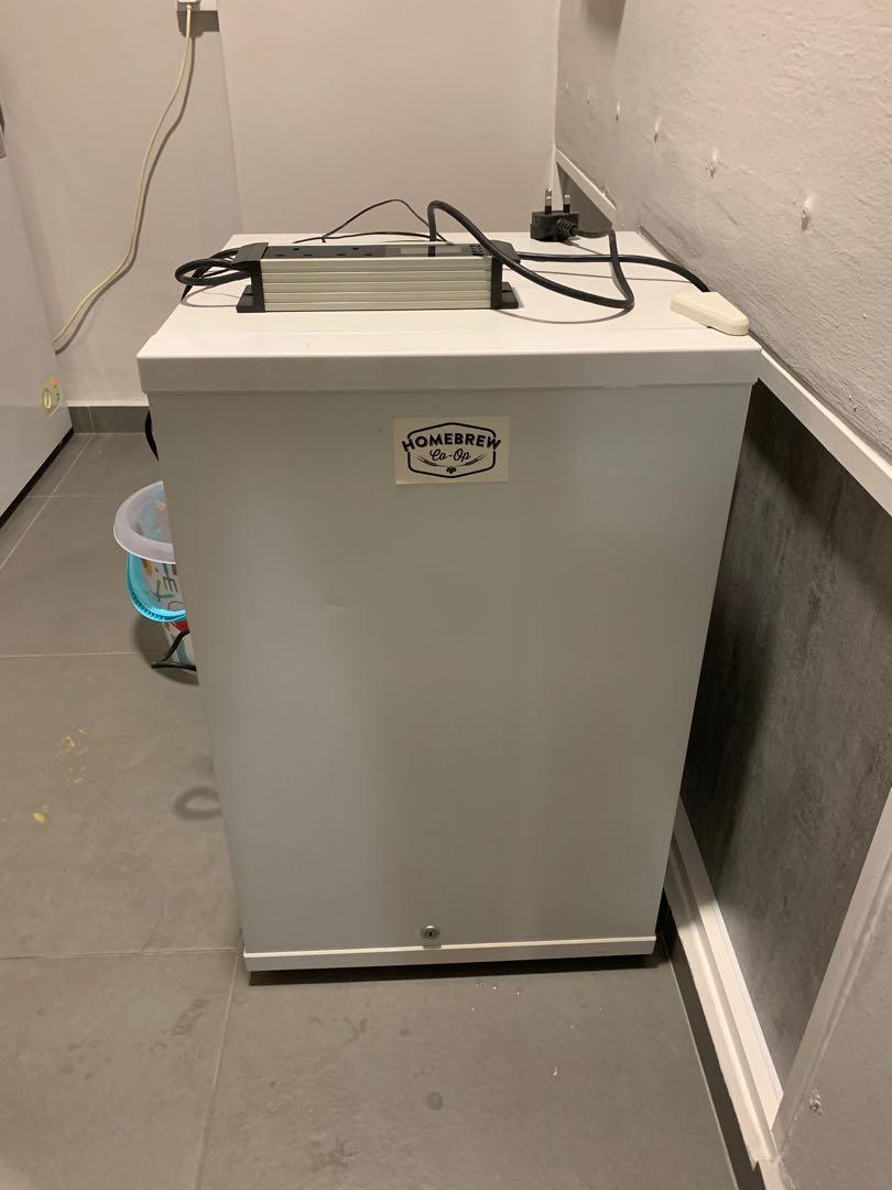 Small fermentation fridge and 20 litre carboy, Everything Else on Carousell