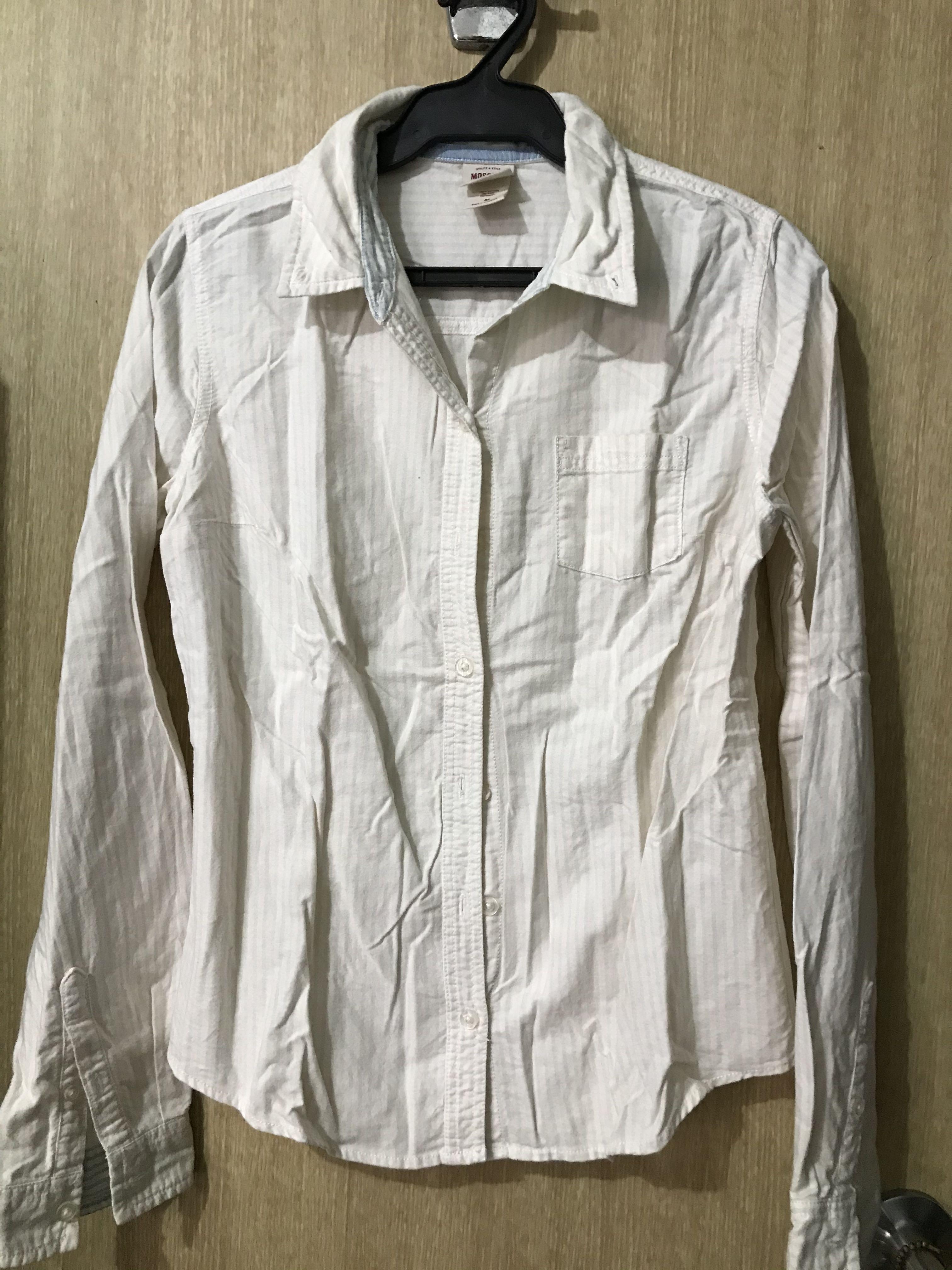 Stripes longsleeves (Category: Longsleeves) located in Famy. Submitted by echolima21 (Listing ID 1071373220, Image 1). Description: White and light pink stripes longsleeves Made in Indonesia 100% cotton Closet clean up Not ironed kasi galing sa cabinet Used but so loved!.
