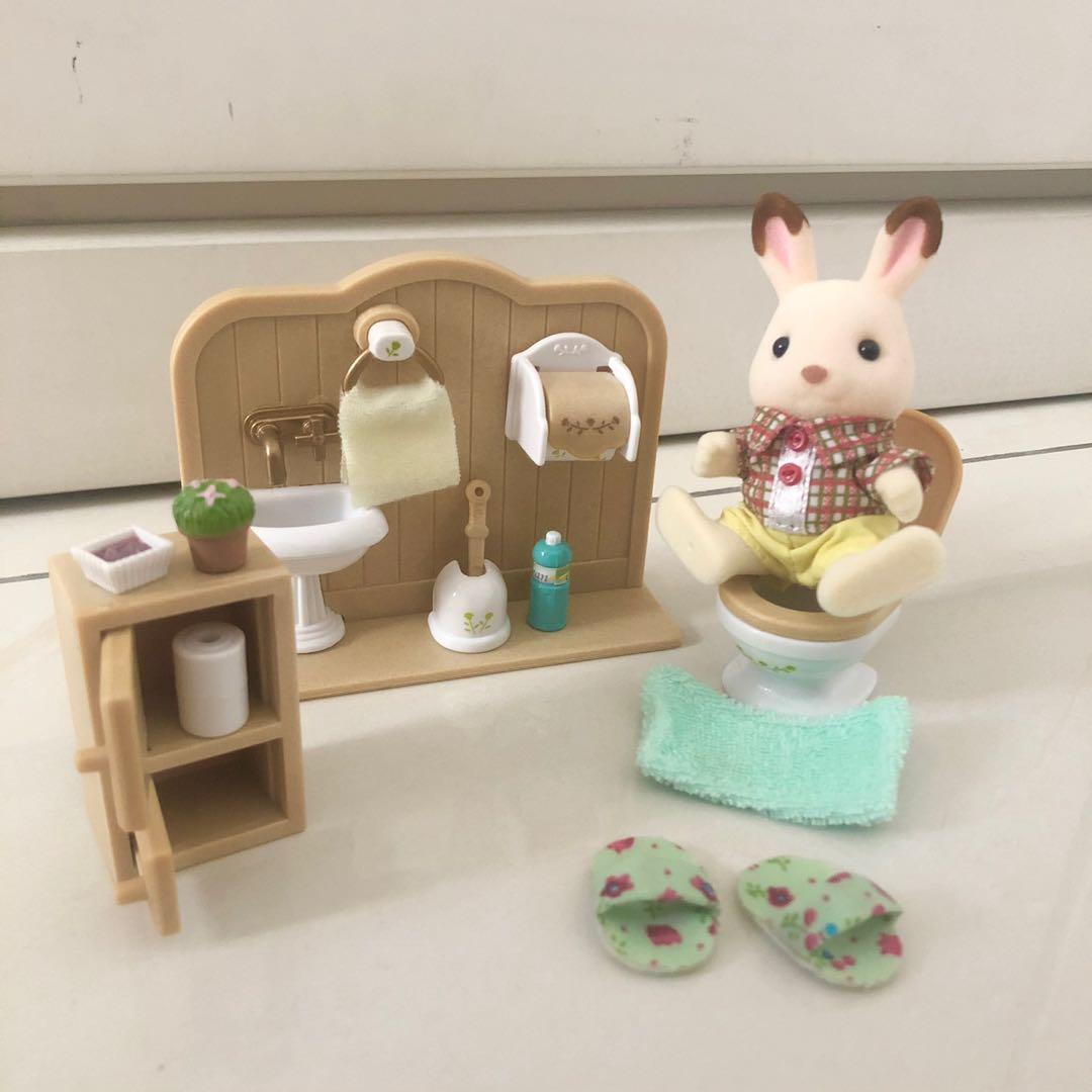 Sylvanian Families Toilet set with the ori box