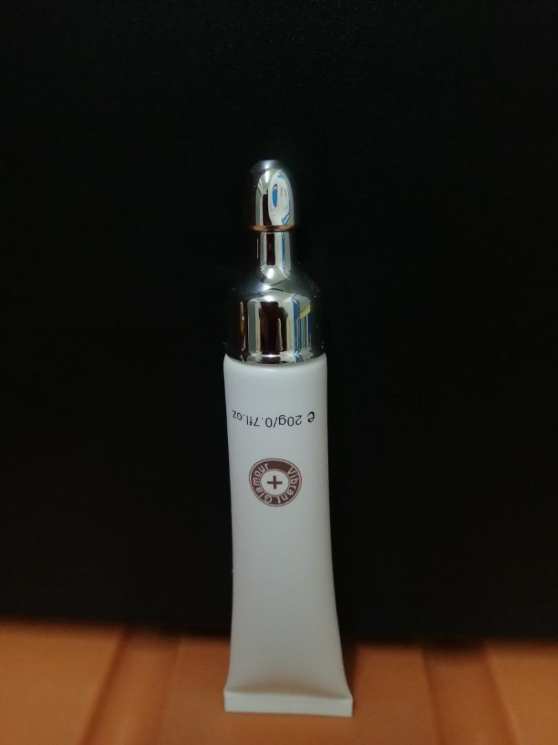 vibrant glamour cayman repair and treatment eye cream