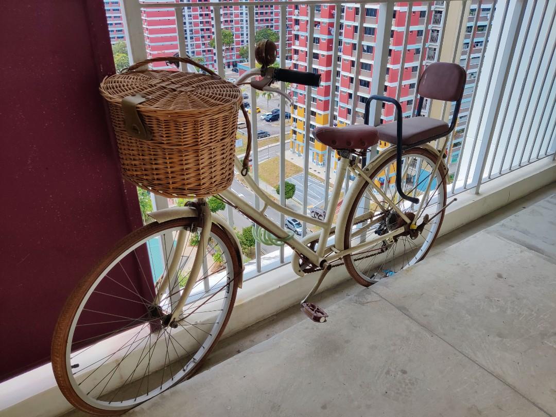 Vintage bike cheap with baby seat