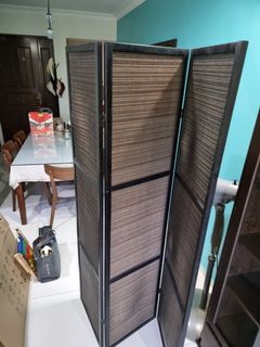 (Category: ) located in . Submitted by redhillite (Listing ID 1071312162, Image 1). Description: .