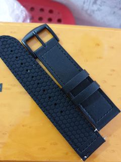 (Category: ) located in . Submitted by watchcraz (Listing ID 1071554085, Image 1). Description: .