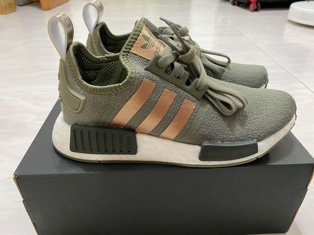 Nmd r1 shoes store base green
