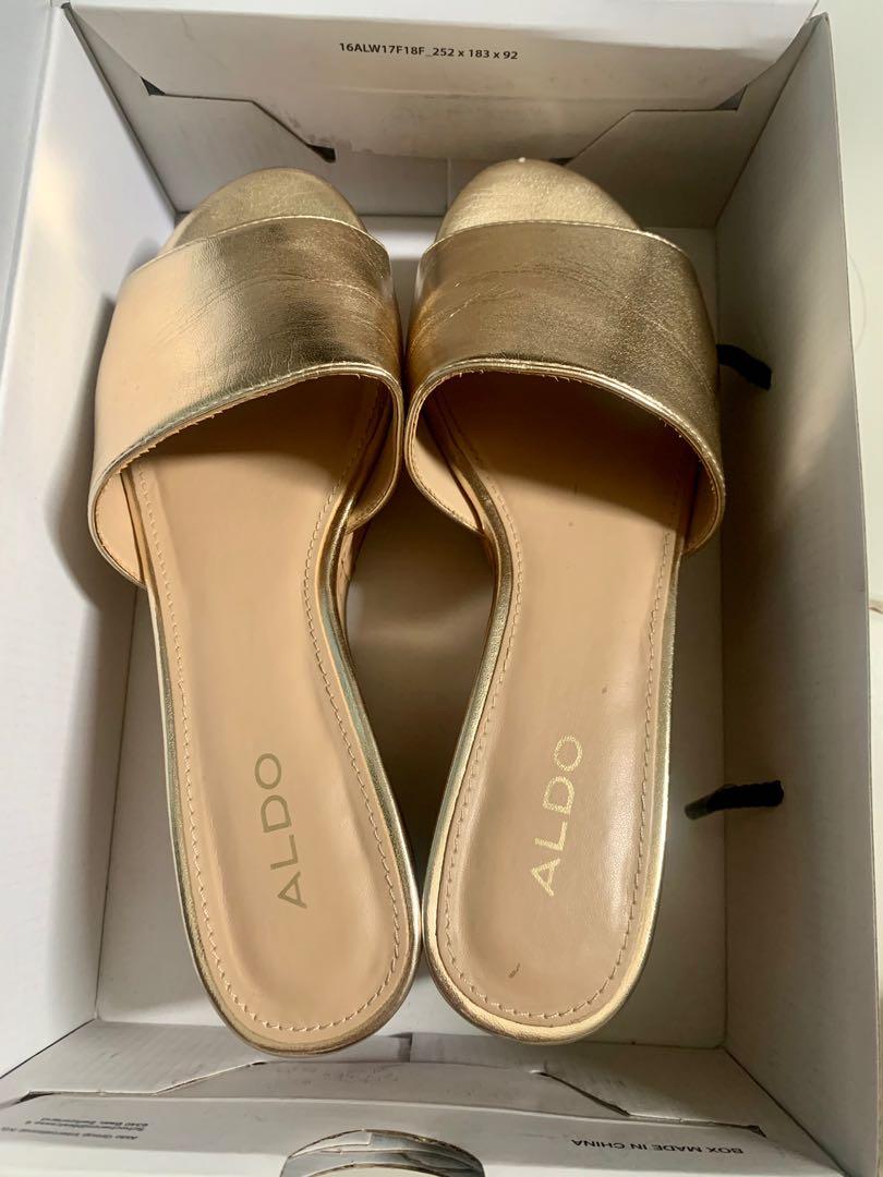 Aldo wedge (Category: Heels) located in Quezon City. Submitted by Kateee09 (Listing ID 1071564161, Image 1). Description: Twice lng nagamit almost new pa.