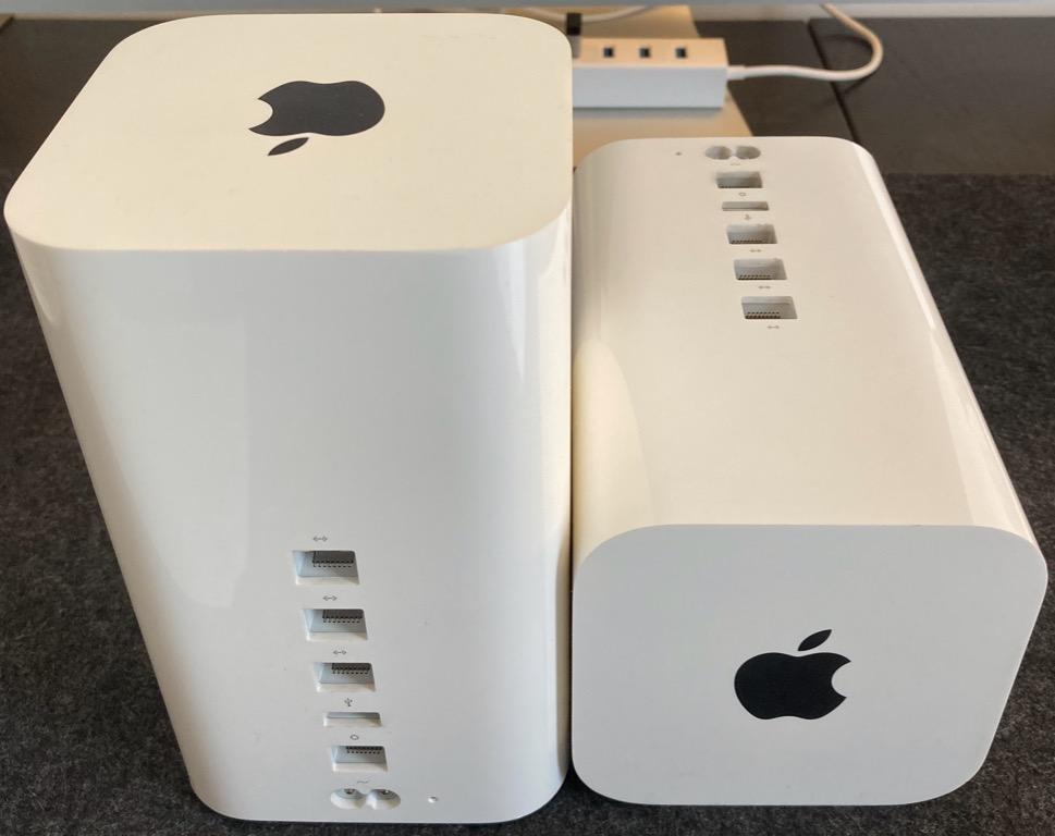 2x Apple AirPort Extreme 802.11ac WiFi router set of 2