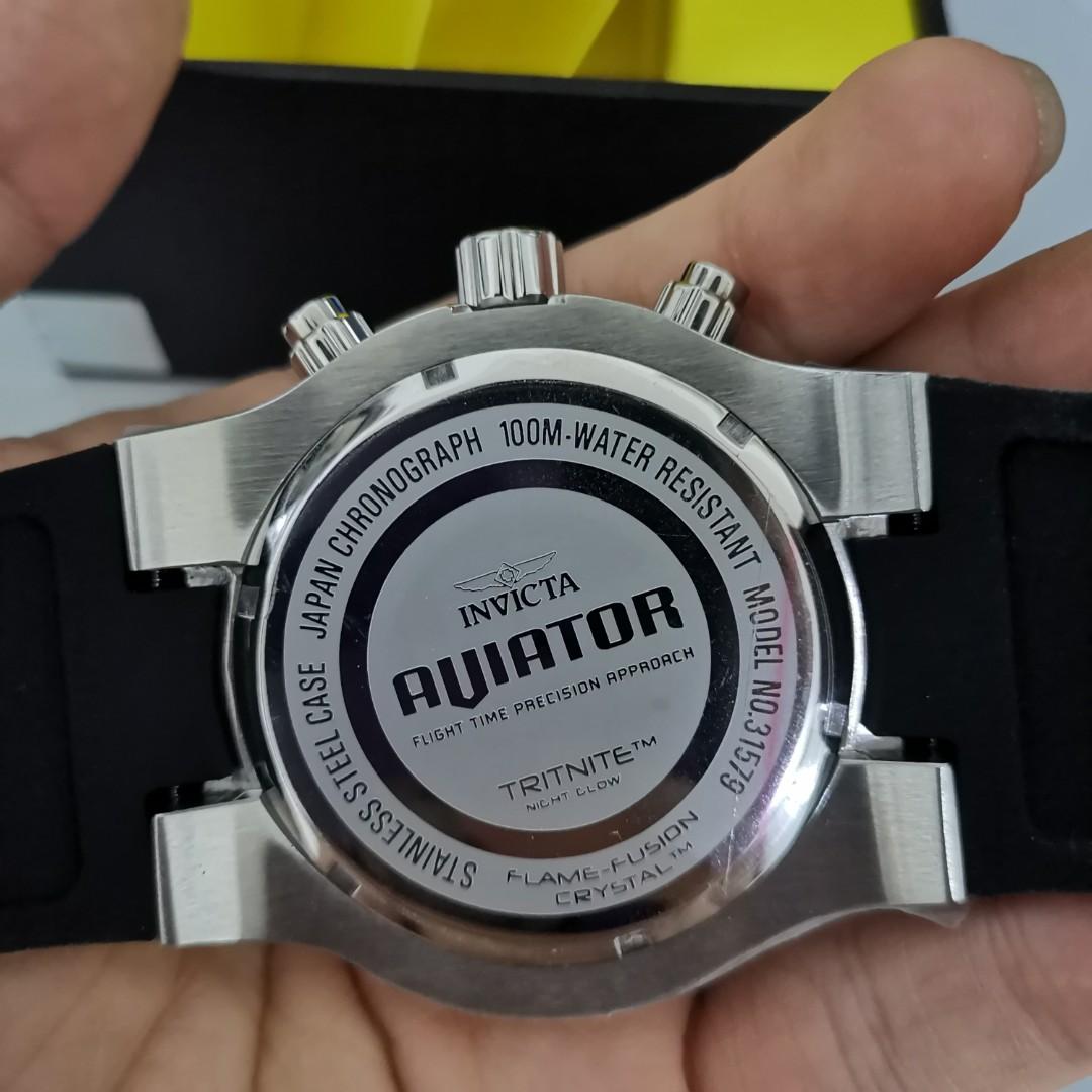 Invicta 31579 top