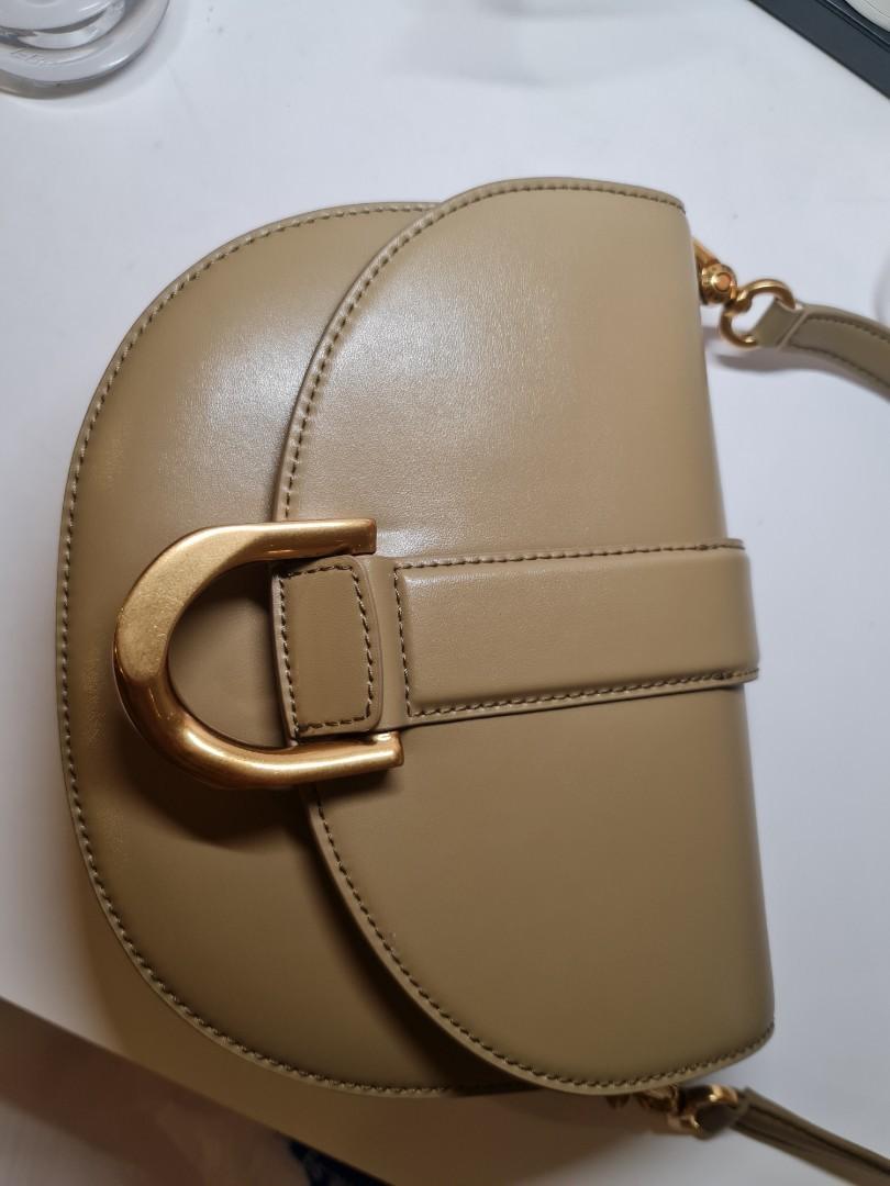 charles and keith gabine