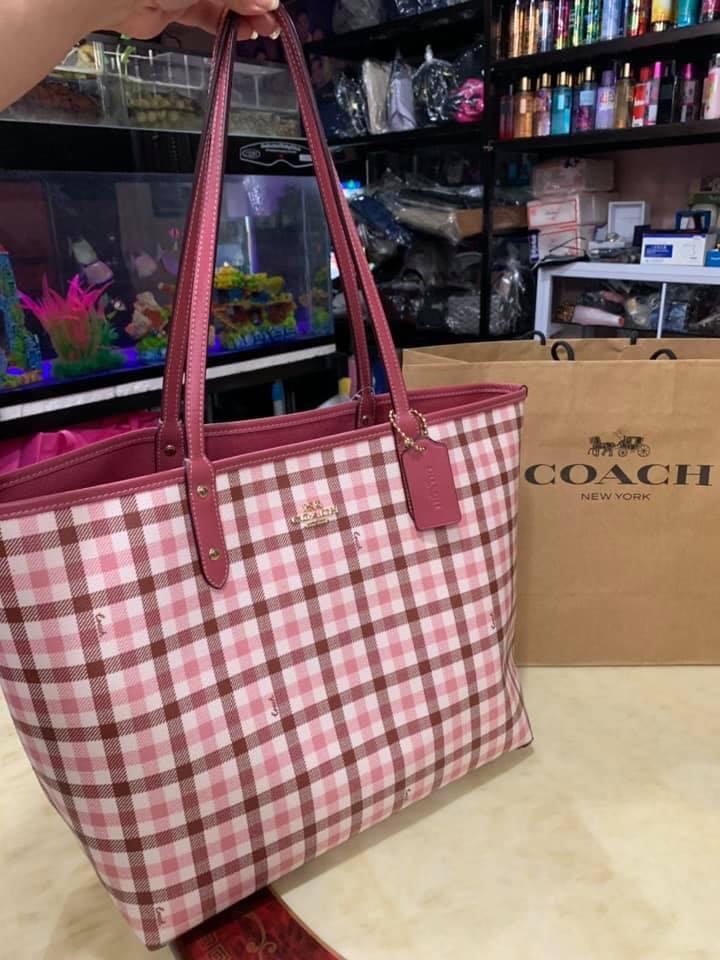 Coach gingham outlet tote