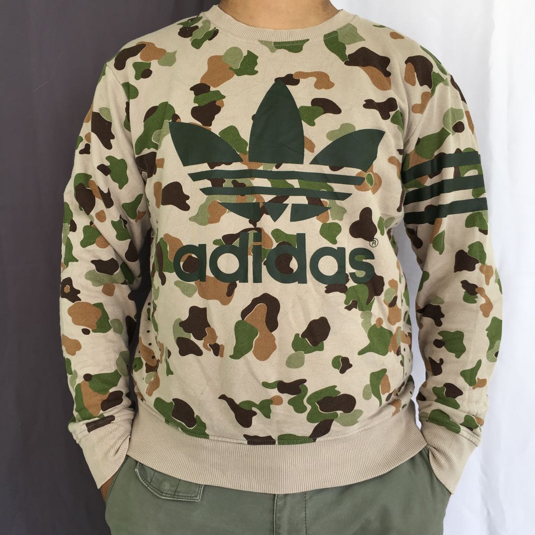 Crewneck Adidas Camouflage RARE Fesyen Pria Pakaian Baju