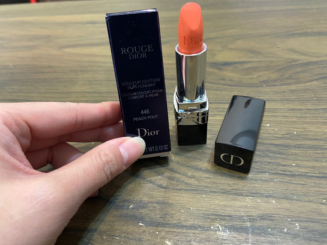 Dior 446 store