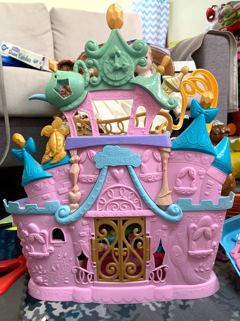 Disney princess house, Hobbies & Toys, Toys & Games on Carousell