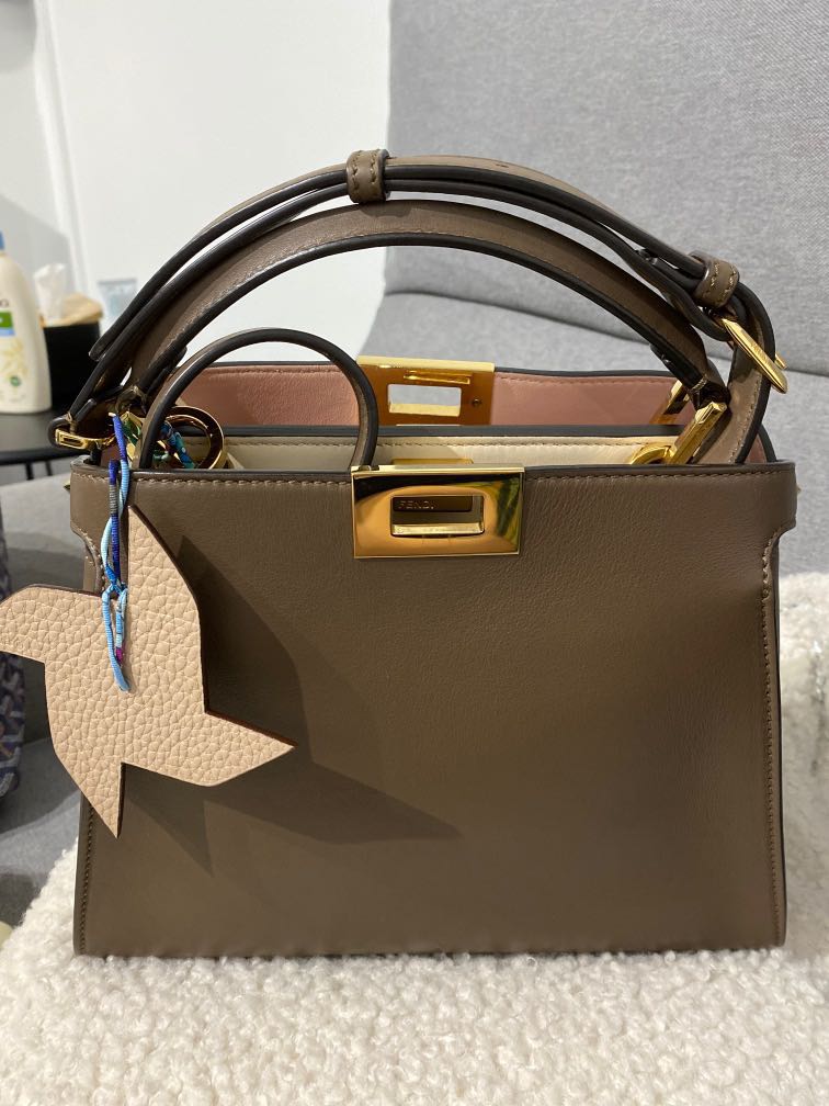 Fendi peekaboo essentially bag deals