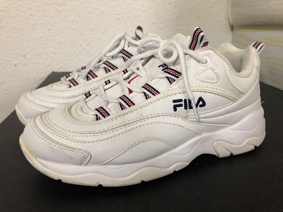 White fila top womens trainers
