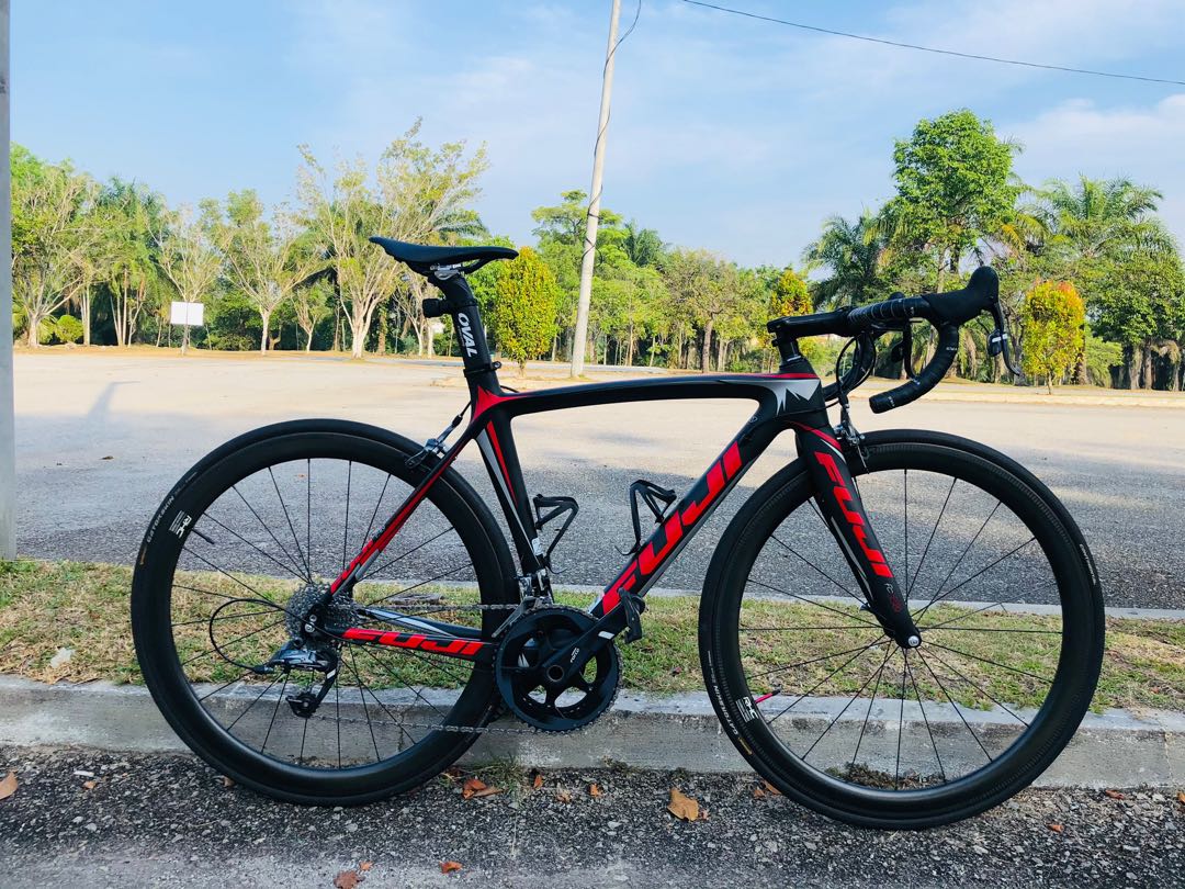 Fuji sst road bike hot sale