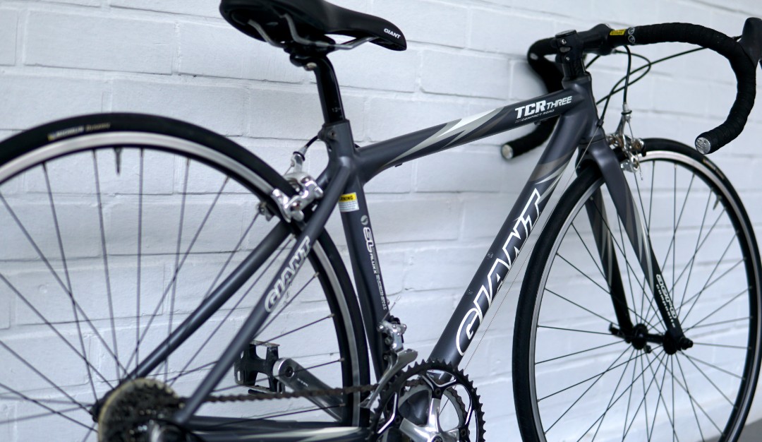 Giant TCR 3 XS for fast sale Sports Equipment Bicycles Parts