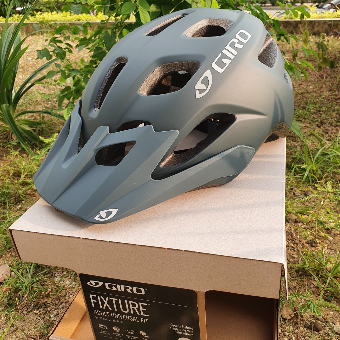 Giro FIXTURE Adult Universal Fit 
