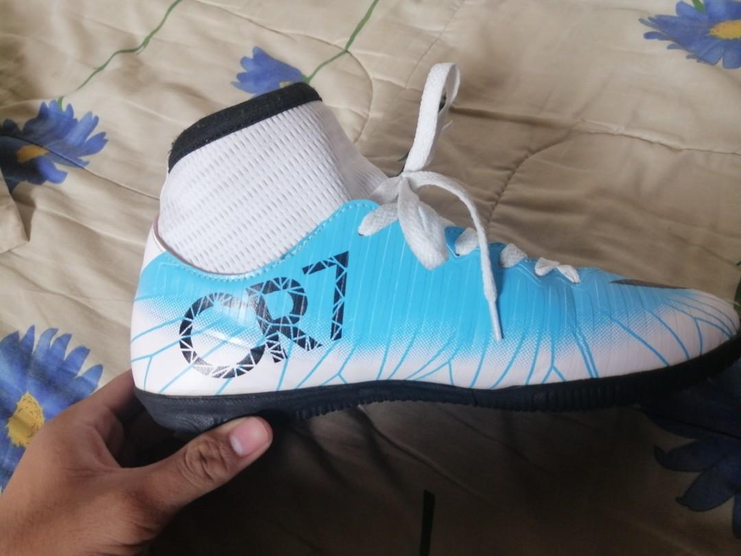 Kasut store bola cr7