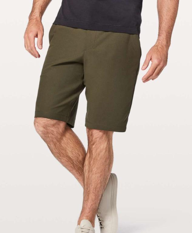 Lululemon Men s Shorts Green Size 32 Waist