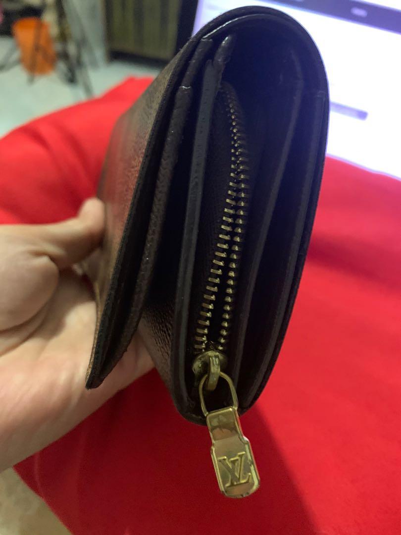 ORIGINAL LV TRESOR WALLET (Category: Luxury Bags & Wallets) located in Manila. Submitted by raila.bags (Listing ID 1071639907, Image 3). Description: original lv tresor wallet.