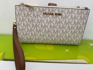 (Category: ) located in . Submitted by choitz (Listing ID 1071582883, Image 1). Description: .