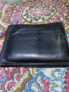 penguin wallet
