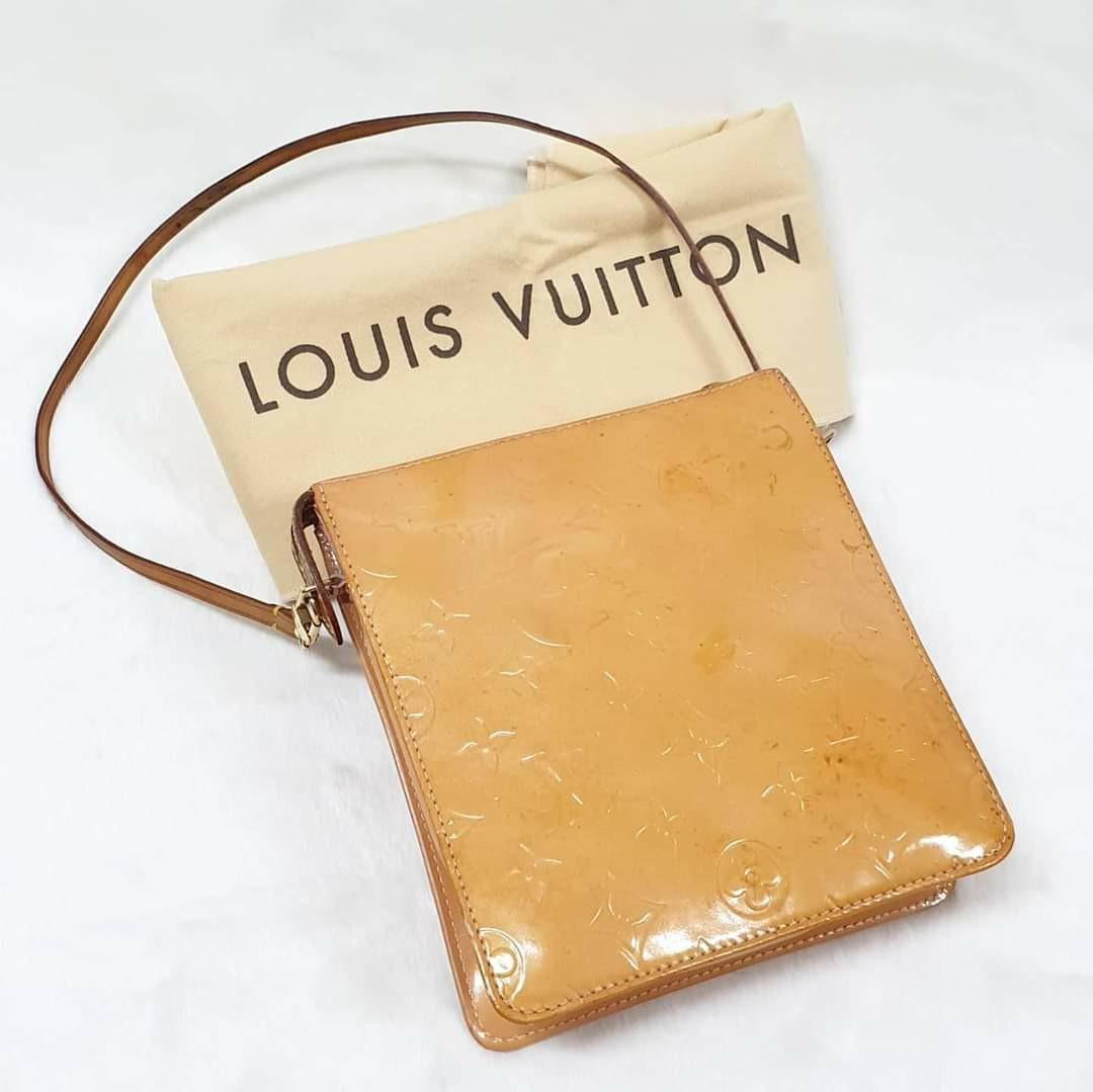 LOUIS VUITTON SILVER MONOGRAM VERNIS MOTT BAG – RDB