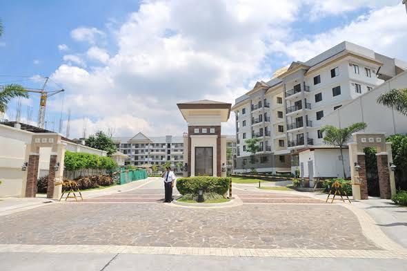 Riverfront Residences 2BR (Category: Apartments & Condos) located in Quezon City. Submitted by martinafernandez (Listing ID 1071539237, Image 2). Description: Ground parking included For rent 33k monthly minimum 1year.