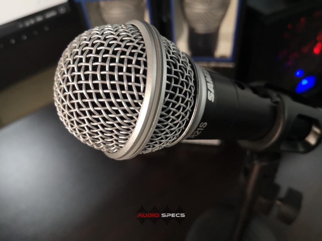 Samson R21S Dynamic Microphone (Category: Microphones) located in Quezon City. Submitted by allanpauco (Listing ID 1071684527, Image 3). Description: 💕Brand new units available on hand 💕Available for pick-up or shipping courtesy of buyer Samson's R21S Dynamic Microphone brings great sound and versatility to a variety of vocal miking applications. Perfect for live vocal performances, presentations and more, the R21S is engineered to the finest d