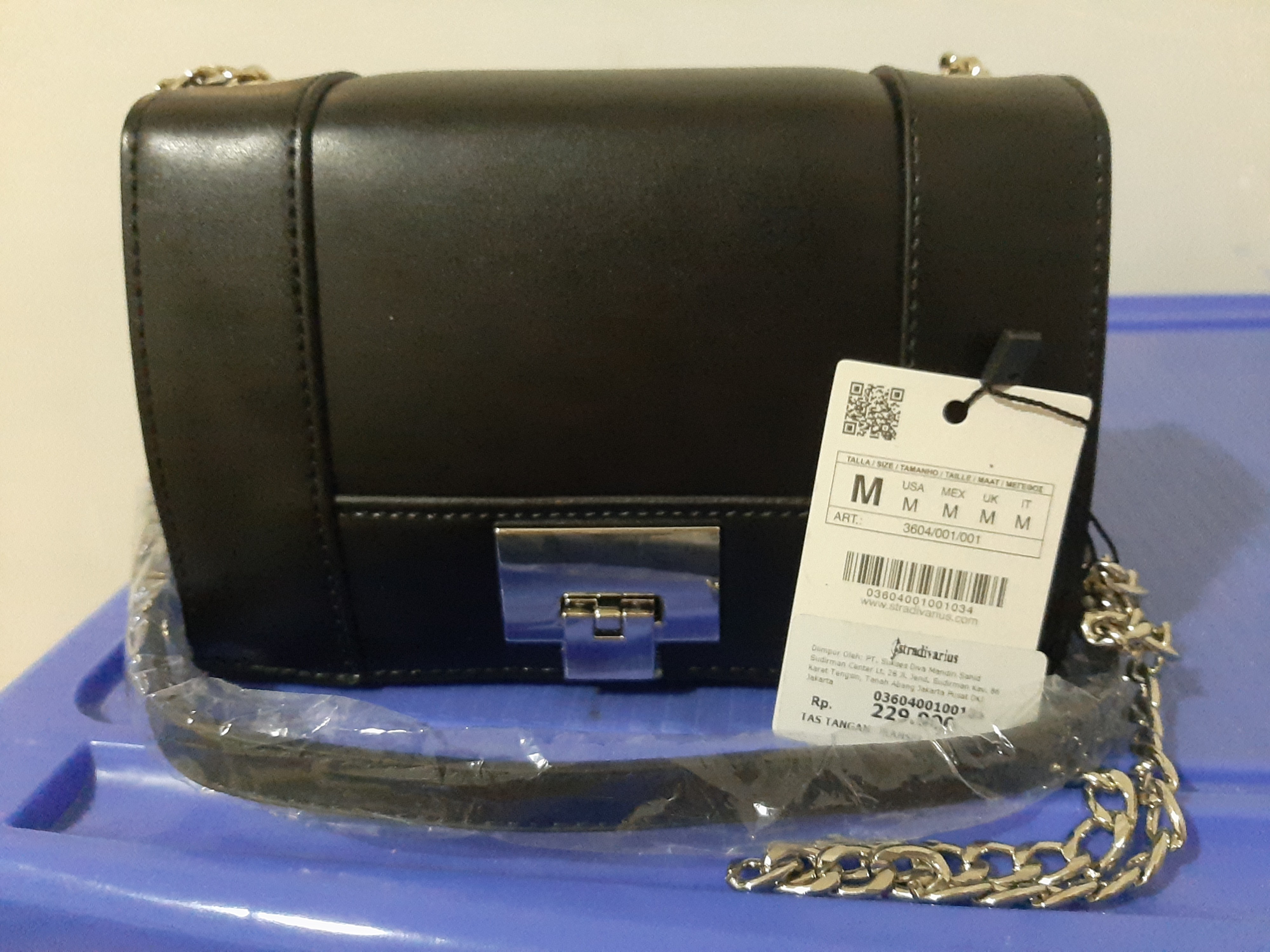 Sling best sale bag stradivarius