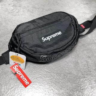 supreme fw18 waist bag on body